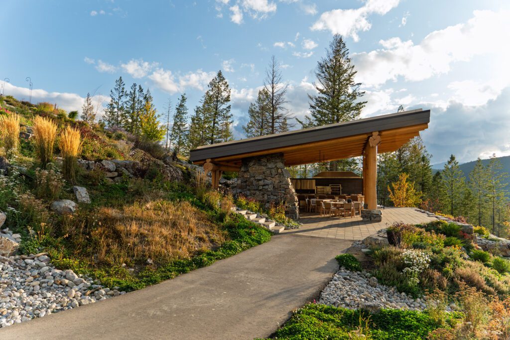 Completed mountain retreat gallery, image 10 of 15